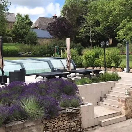 Les Marmozets, Convivialite Et Repos Anglars-Saint-Félix